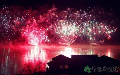 煙花求婚引火災 發(fā)生火災時怎么逃生