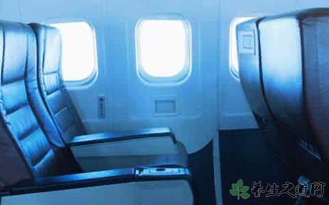川航返航空中盤旋 乘坐飛機(jī)的注意事項(xiàng)