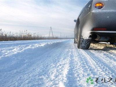 玉樹發(fā)生雪災(zāi) 雨雪天氣行車注意事項(xiàng)