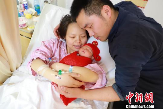 扼住第一婦科腫瘤的“咽喉” 上海專家提升患者緩解率 扼住第一婦科腫瘤的“咽喉” 上海專家提升患者緩解率
