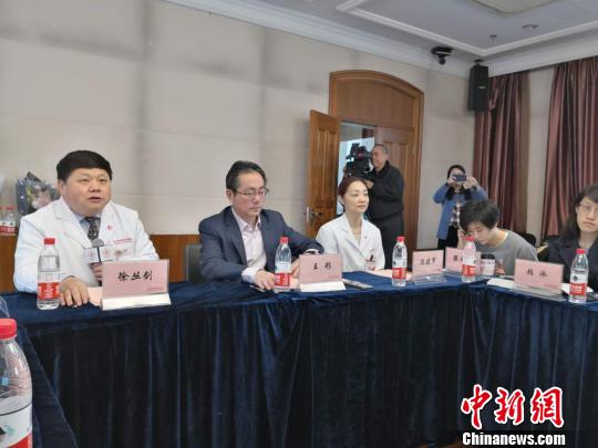 扼住第一婦科腫瘤的“咽喉” 上海專家提升患者緩解率 扼住第一婦科腫瘤的“咽喉” 上海專家提升患者緩解率