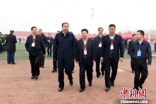 山西醫(yī)衛(wèi)招聘會吸引2萬余人應聘 官方首次為民營醫(yī)院招才搭臺 山西醫(yī)衛(wèi)招聘會吸引2萬余人應聘 官方首次為民營醫(yī)院招才搭臺