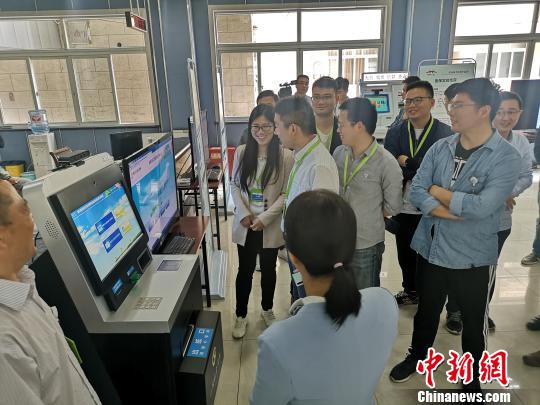 杭州:300余萬人申領(lǐng)電子社保卡 實(shí)現(xiàn)掃碼出行刷臉就醫(yī) 杭州:300余萬人申領(lǐng)電子社保卡 實(shí)現(xiàn)掃碼出行刷臉就醫(yī)