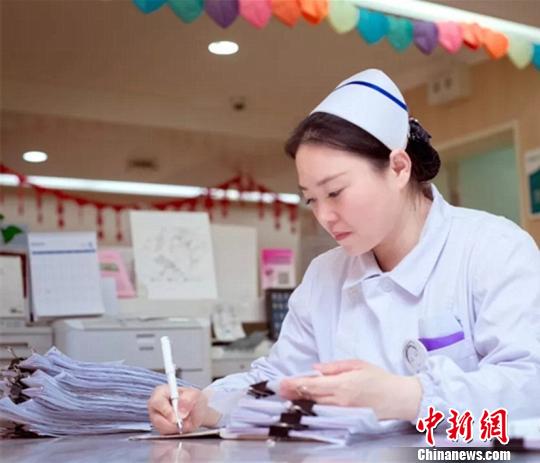 常州一醫(yī)院“美小護(hù)”成發(fā)明家 近5年獲專利200多項(xiàng) 常州一醫(yī)院“美小護(hù)”成發(fā)明家 近5年獲專利200多項(xiàng)