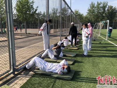醫學專家談：女生有必要推遲月經應對中高考嗎？