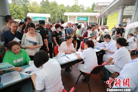 醫學專家談丙肝治療：初期癥狀不明顯 高危人群應盡早篩查