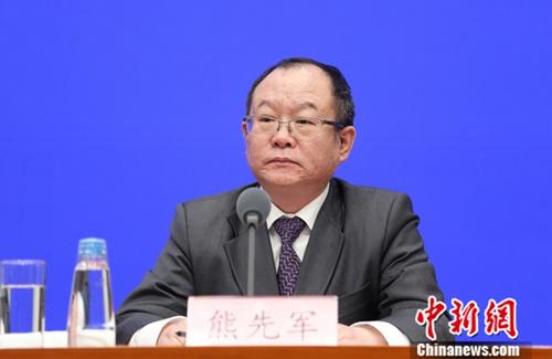 官方談“降藥價”:進一步擴大國家藥品集中采購規模-易網健康<a href=http://www.aoa7937.com/jkys/ target=_blank class=infotextkey>養生</a>網 官方談“降藥價”:進一步擴大國家藥品集中采購規模