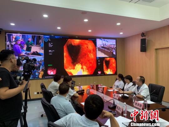 四川探索5G智慧醫療 成功實施5G+AI遠程消化內鏡診斷-易網健康<a href=http://www.aoa7937.com/jkys/ target=_blank class=infotextkey>養生</a>網 四川探索5G智慧醫療 成功實施5G+AI遠程消化內鏡診斷