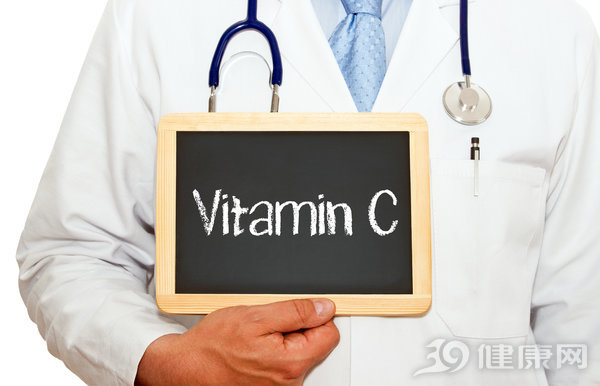 維生素C可預防新冠病毒？濫用維C，危害可不少