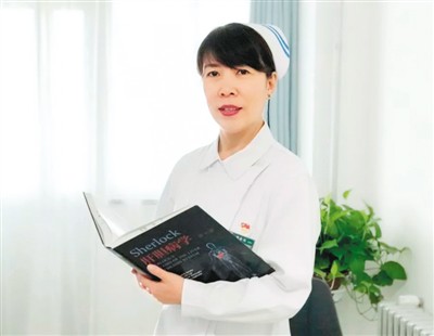 披堅執銳戰疫的白衣天使,節日快樂!-易網健康<a href=http://www.aoa7937.com/jkys/ target=_blank class=infotextkey>養生</a>網 披堅執銳戰疫的白衣天使,節日快樂!