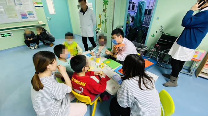 首都兒研所醫務社會工作每年服務患兒超1萬人次-易網健康<a href=http://www.aoa7937.com/jkys/ target=_blank class=infotextkey>養生</a>網 首都兒研所醫務社會工作每年服務患兒超1萬人次