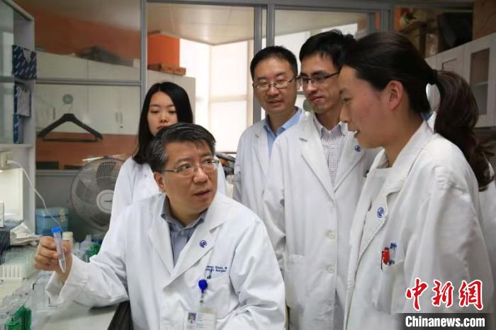 中國專家獲得多項研究成果助“最難治乳腺癌”患者獲精準治療-易網(wǎng)健康<a href=http://www.aoa7937.com/jkys/ target=_blank class=infotextkey>養(yǎng)生</a>網(wǎng) 中國專家獲得多項研究成果助“最難治乳腺癌”患者獲精準治療