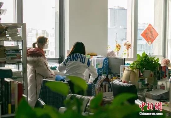 “少年愁”?當(dāng)95后和00后開始擔(dān)心自己“猝死”……-易網(wǎng)健康養(yǎng)生網(wǎng) “少年愁”?當(dāng)95后和00后開始擔(dān)心自己“猝死”……