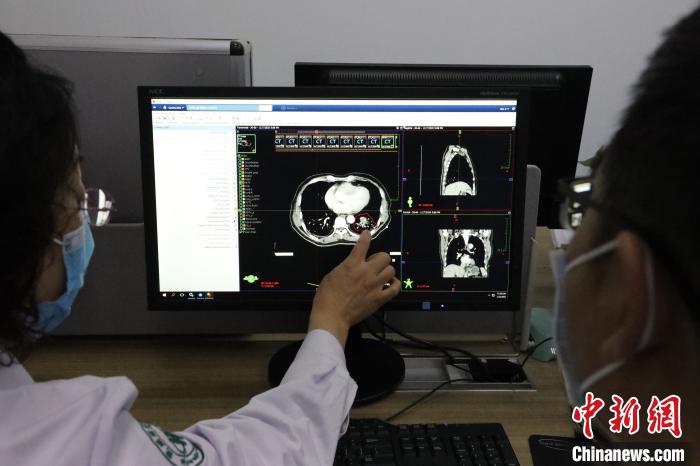 探訪中國首個碳離子癌癥治療中心:已達全球同等水平-易網<a href=http://www.aoa7937.com/ target=_blank class=infotextkey>健康養生</a>網 探訪中國首個碳離子癌癥治療中心:已達全球同等水平