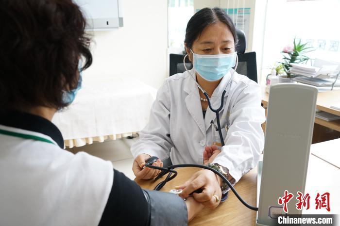 中國慢性肝病患者或超4億人 如何呵護“小心肝”?-易網健康養生網 中國慢性肝病患者或超4億人 如何呵護“小心肝”?