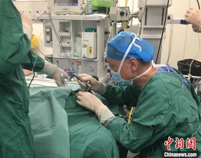 甘肅多學科專家精準施治罕見早產兒重度喉軟骨軟化-易網健康<a href=http://www.aoa7937.com/jkys/ target=_blank class=infotextkey>養生</a>網 甘肅多學科專家精準施治罕見早產兒重度喉軟骨軟化
