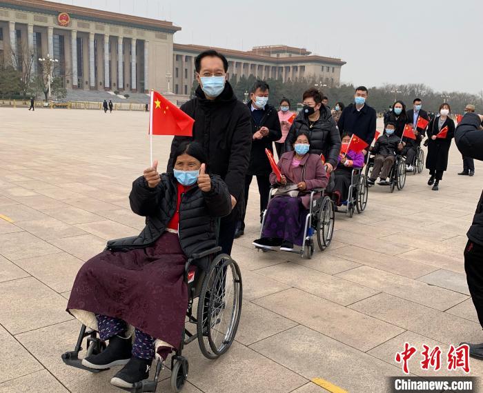 中國留學人才發展基金會:大骨節病項目已資助60余位藏族重癥患者-易網健康養生網 中國留學人才發展基金會:大骨節病項目已資助60余位藏族重癥患者