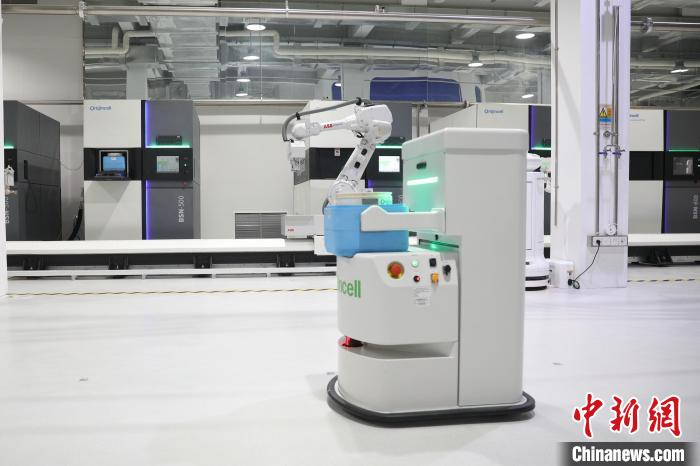 探訪上海無人值守全自動5G“細胞銀行”-易網<a href=http://www.aoa7937.com/ target=_blank class=infotextkey>健康養生</a>網 探訪上海無人值守全自動5G“細胞銀行”