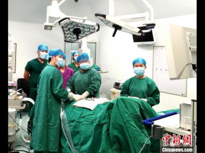 中國疝和腹壁外科頂級專家探討疝氣微創治療及早診早治