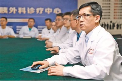 20多年守護(hù)牧民健康(我是共產(chǎn)黨員)-易網(wǎng)健康<a href=http://www.aoa7937.com/jkys/ target=_blank class=infotextkey>養(yǎng)生</a>網(wǎng) 20多年守護(hù)牧民健康(我是共產(chǎn)黨員)