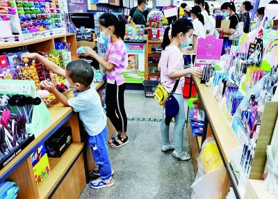國貨潮、節(jié)儉風(fēng)引領(lǐng)開學(xué)消費(fèi)