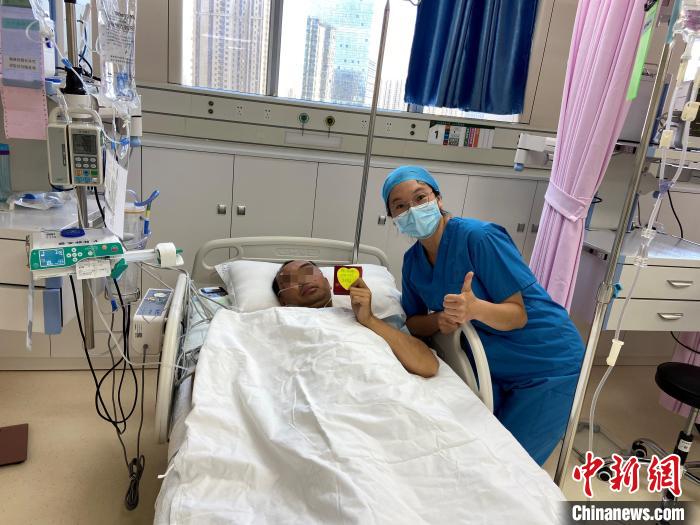 山西五旬母親捐腎救子 醫院進行跨血型腎移植-易網健康<a href=http://www.aoa7937.com/jkys/ target=_blank class=infotextkey>養生</a>網 山西五旬母親捐腎救子 醫院進行跨血型腎移植