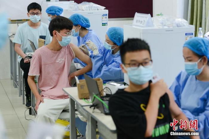 兒童也能打了!多地啟動3至11歲人群新冠疫苗接種-易網<a href=http://www.aoa7937.com/ target=_blank class=infotextkey>健康養生</a>網 兒童也能打了!多地啟動3至11歲人群新冠疫苗接種