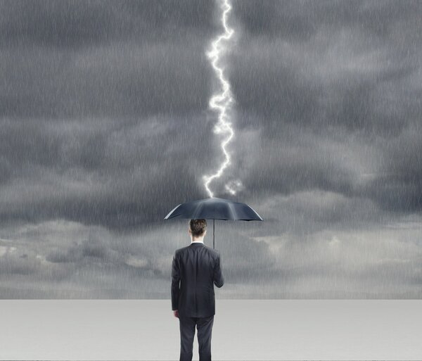 打雷是渣男在發誓?研究發現:生而為男,確實更容易被雷劈-易網健康養生網 打雷是渣男在發誓?研究發現:生而為男,確實更容易被雷劈
