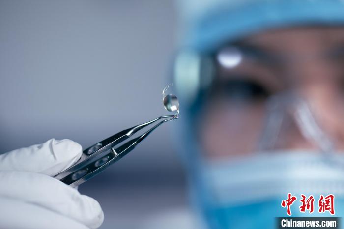 國家重點研發計劃項目新一代人工晶狀體進入臨床階段-易網健康<a href=http://www.aoa7937.com/jkys/ target=_blank class=infotextkey>養生</a>網 國家重點研發計劃項目新一代人工晶狀體進入臨床階段