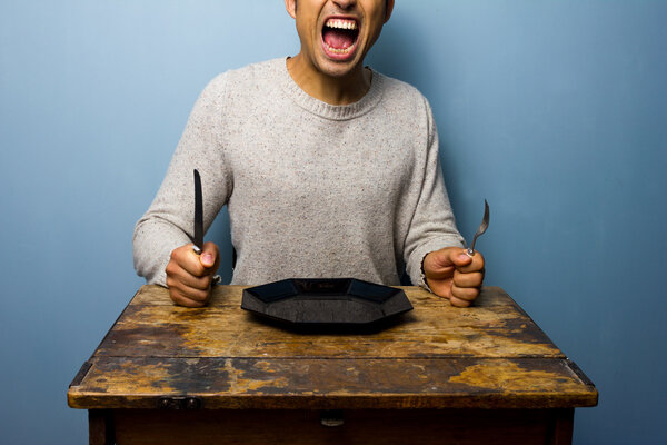 減肥不吃晚飯?小心胖上加胖!-易網健康<a href=http://www.aoa7937.com/jkys/ target=_blank class=infotextkey>養生</a>網 減肥不吃晚飯?小心胖上加胖!