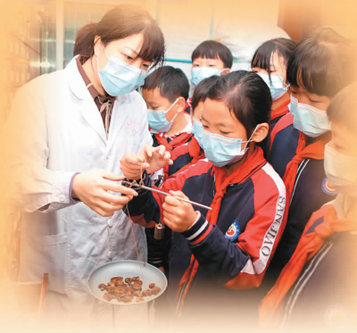 看中醫更方便用中藥更放心-易網<a href=http://www.aoa7937.com/ target=_blank class=infotextkey>健康養生</a>網 看中醫更方便用中藥更放心