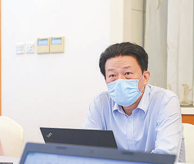 在疾控一線守護人民健康(二十大代表風采)-易網(wǎng)健康<a href=http://www.aoa7937.com/jkys/ target=_blank class=infotextkey>養(yǎng)生</a>網(wǎng) 在疾控一線守護人民健康(二十大代表風采)