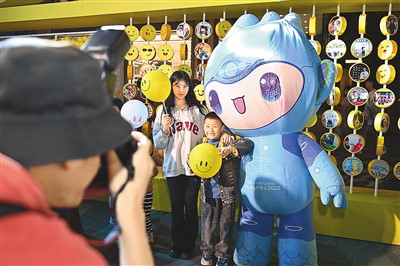 你所在的城市,“網(wǎng)紅”了嗎-易網(wǎng)<a href=http://www.aoa7937.com/ target=_blank class=infotextkey>健康養(yǎng)生</a>網(wǎng) 你所在的城市,“網(wǎng)紅”了嗎