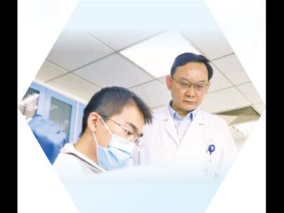 潛心研究風(fēng)濕診療方案（講述·一輩子一件事）
