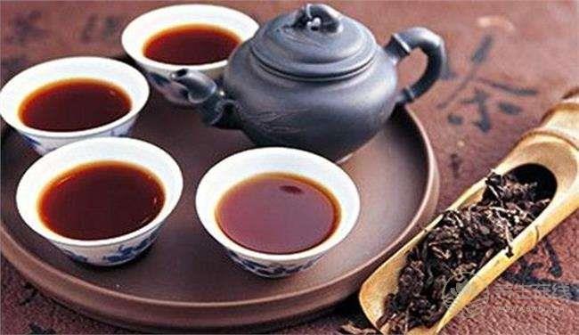 都說(shuō)喝濃茶能提神，經(jīng)常喝濃茶的四大危害你知道嗎？