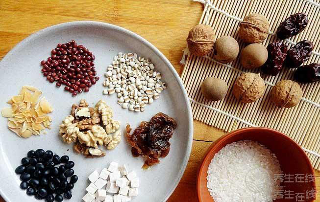臘八快到了，熬個(gè)臘八粥吧