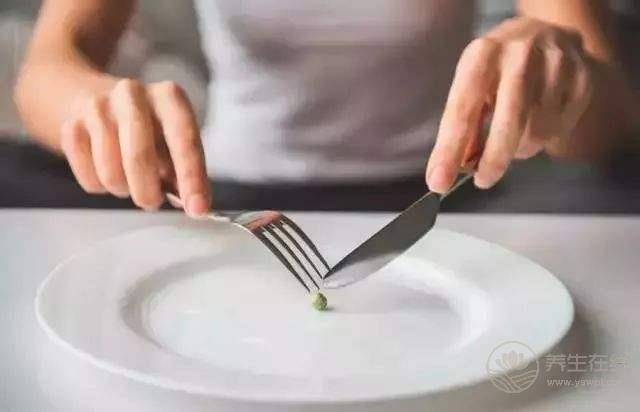 不吃肉更加健康?這些錯誤的養生方式讓你身體越來越差 不吃肉更加健康?這些錯誤的養生方式讓你身體越來越差