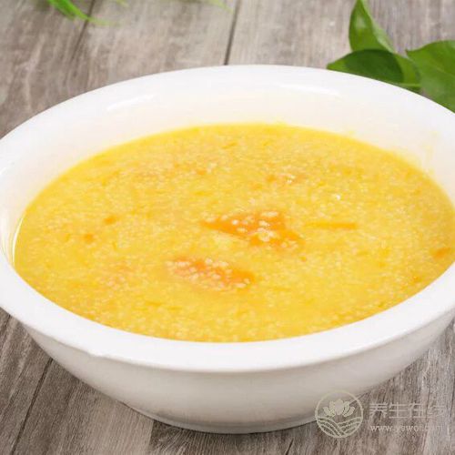 胃痛別光吃胃藥，生活中的5種食物也有很好的緩解作用