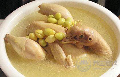 養(yǎng)腎食療方：魚(yú)鰾燉豬蹄補(bǔ)腎養(yǎng)精