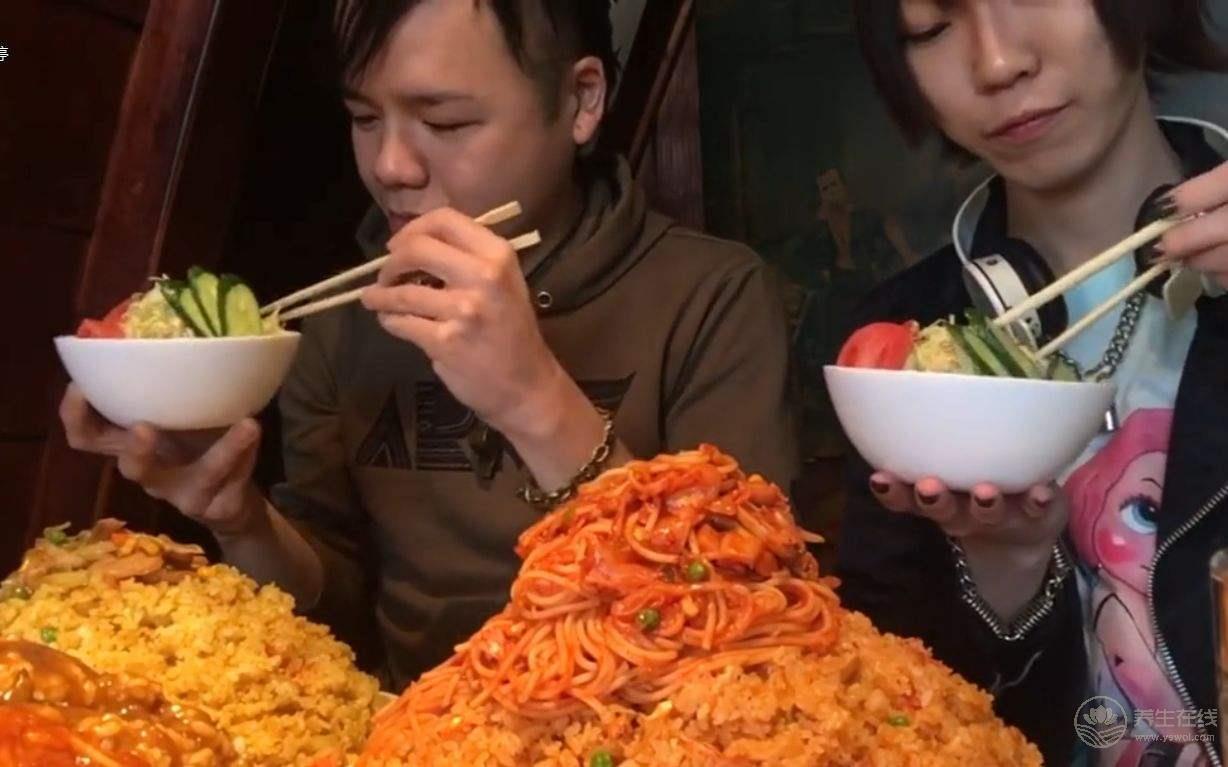 有這幾個飲食習(xí)慣的朋友注意了，小心越來越胖