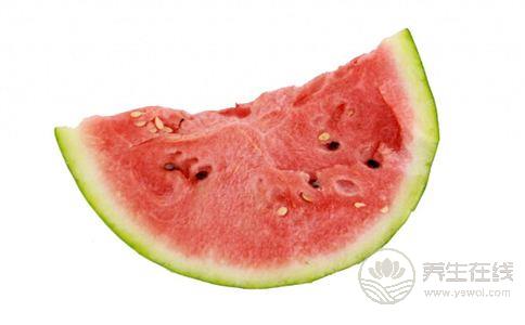 夏日炎炎，什么人不宜吃西瓜？