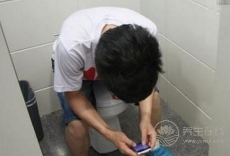常便秘的你要特別注意這四個方面了！