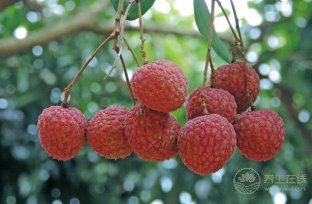 夏季水果多，當(dāng)心幾種越吃越上火