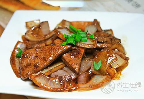 多吃6種食物，擺脫“熊貓眼”