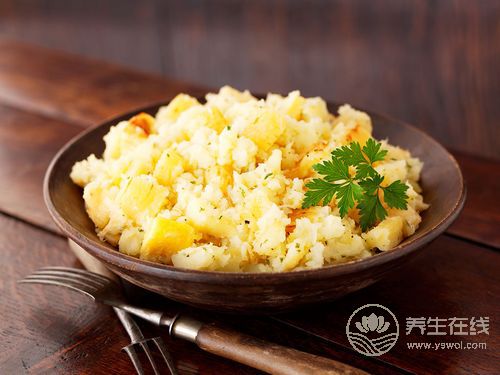 誰說腸胃不好不能吃土豆？吃土豆養胃
