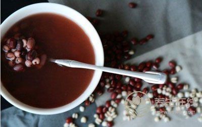 吃水果補鐵，黑葡萄第一名？錯了！