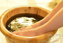秋冬泡腳最養生，但這些泡腳禁區要注意，不要越過