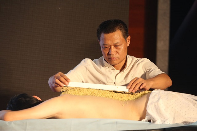 艾草灸肚臍的作用以及對身體的影響