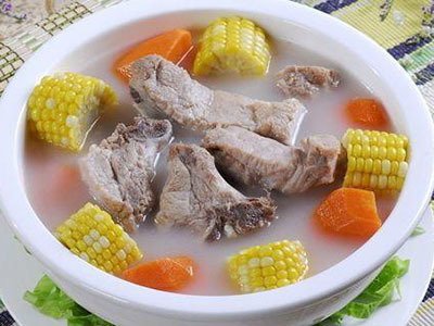 骨頭和什么一起煲湯補血效果更好