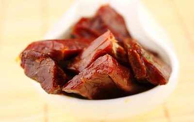 牛肉干太硬了怎么做能夠讓牛肉干回軟-易網健康<a href=http://www.aoa7937.com/jkys/ target=_blank class=infotextkey>養生</a>網 牛肉干太硬了怎么做能夠讓牛肉干回軟